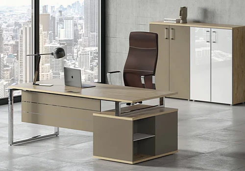 Кабинет руководителя SHIFT — массив дуба и шпон